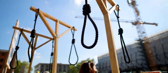 ماشین اعدام، تنها دستگاه جمهوری اسلامی که بی‌وقفه کار می‌کند